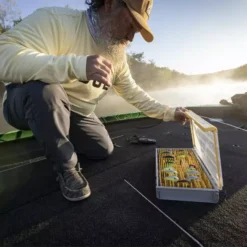 Plano EDGE Flex Crankbait Box 9 Plano EDGE Flex Crankbait Box -Baits Sales plano edgeflexcrankbaitbox onboat 20 20 pno 10022a