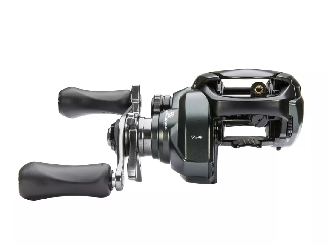 Shimano Curado MGL 150 HG Baitcasting Reel 4 Shimano Curado MGL 150 HG Baitcasting Reel - Image 2